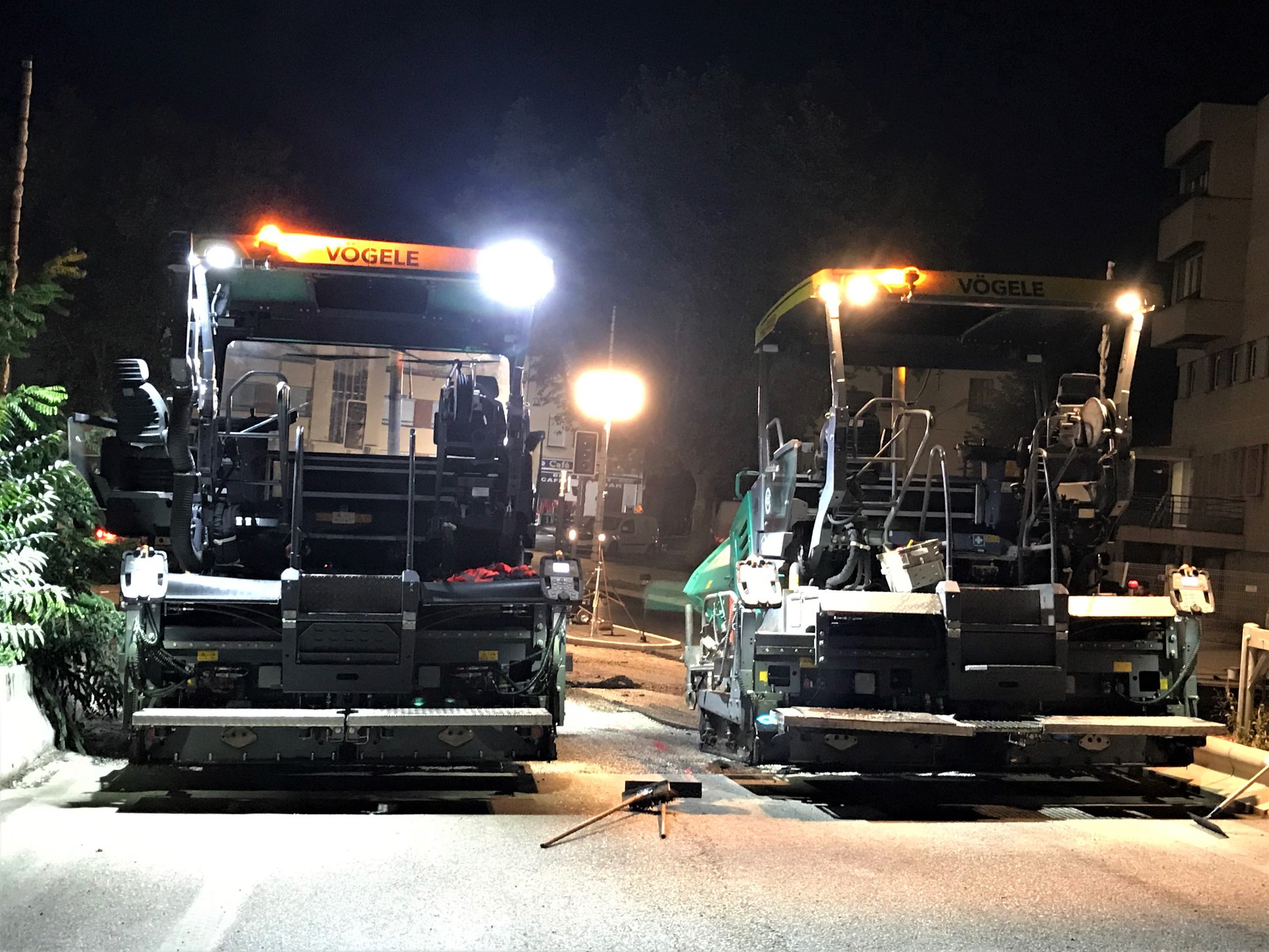 Deux engins de MARTEL Groupe sur le chantier de Givors