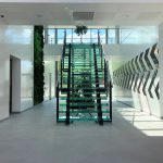 Photo de l'escalier dans le nouveau siège de MARTEL Groupe